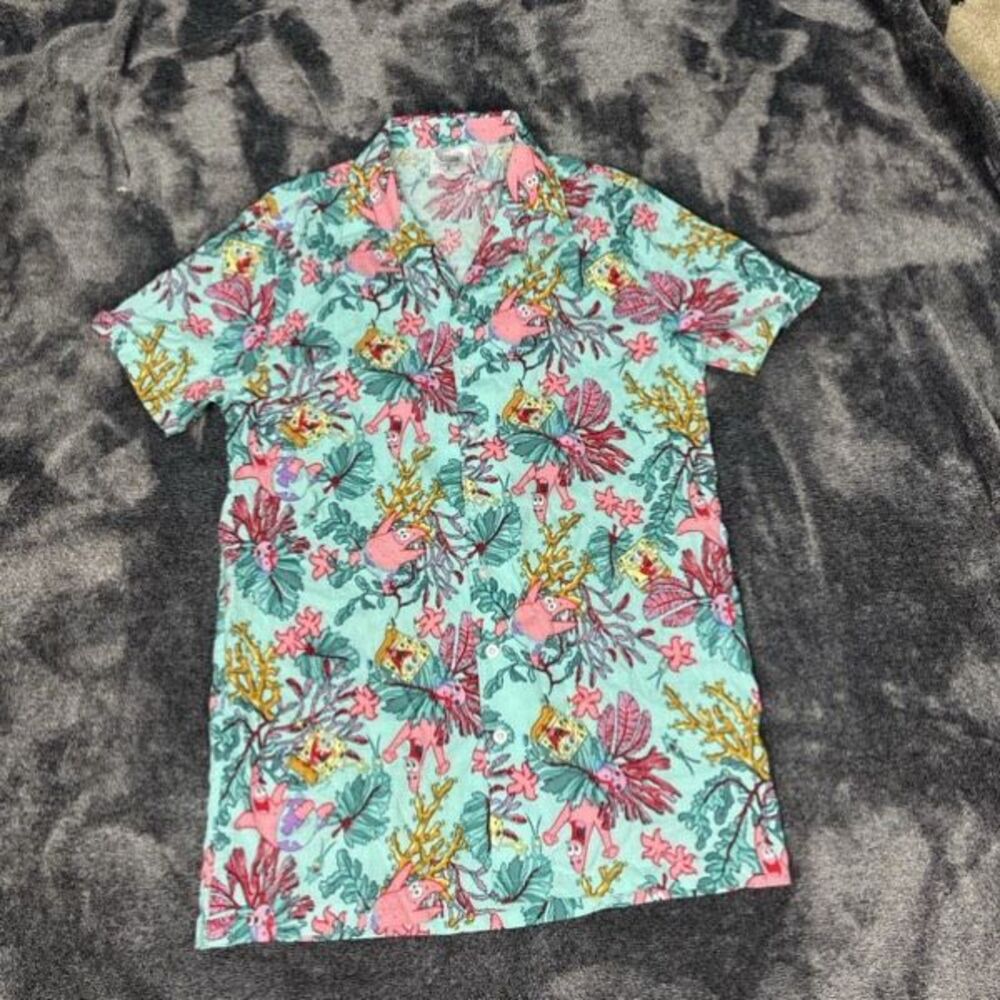 SpongeBob SquarePants Men’s Floral Woven Button-Up Size Small